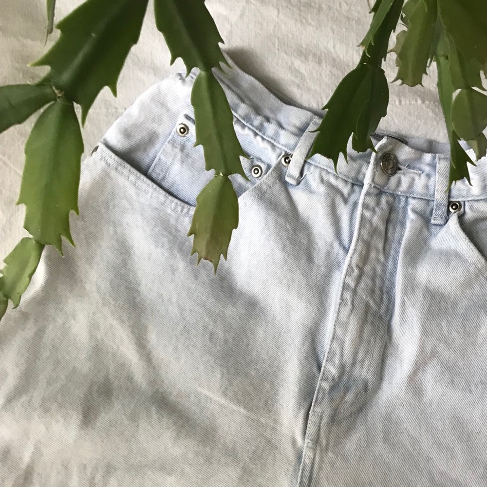 Vintage high waisted shorts
